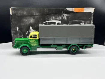 IXO 1/43 Mastelis L-325 Transportuojantį Sunkvežimį, Metalo Diecast Lydinio Automobilio Modelį Scena Ornamentu Kolekcionuojamų Dovana Žaislai